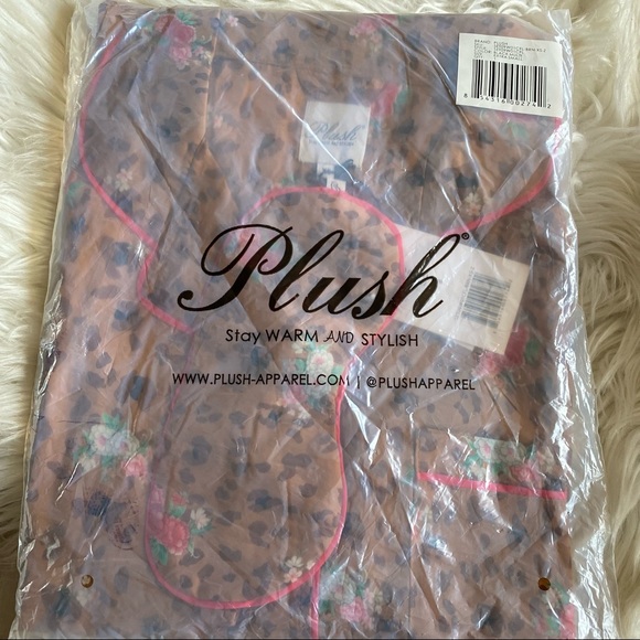 REVOLVE Plush Silky Floral Cheetah Pajama Set in Brown Multi - Picture 4 of 4